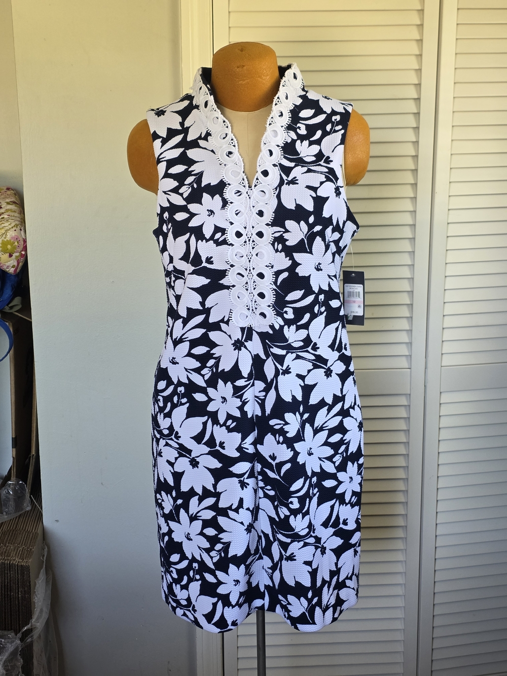 Jessica Howard NWT Floral Lace Trim Dress Navy/White Size 10  Fit&Flare